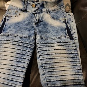 Colombian jean Brand new with out tag